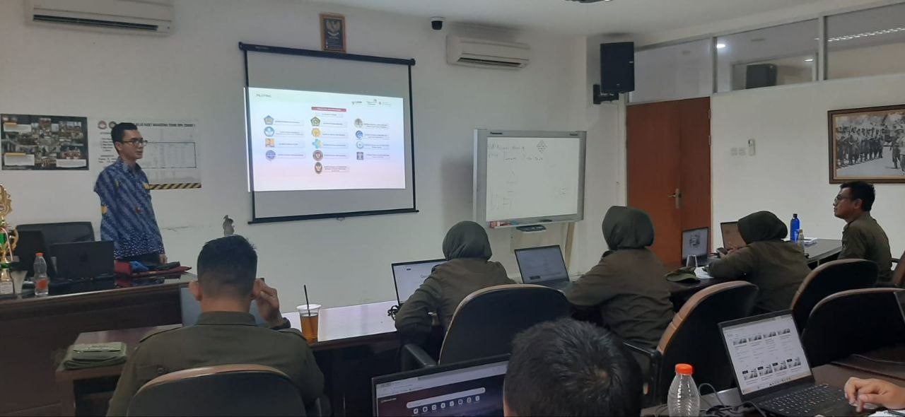 Teaching Electronic Catalogue v6 across the regions